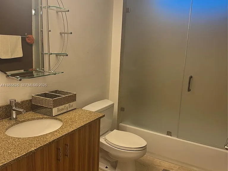 6305 Indian Creek Dr #5A — Photo 14