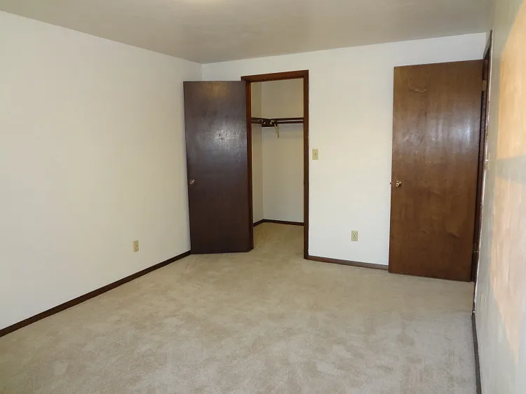 1337 S Norwood Ave #19 — Photo 4