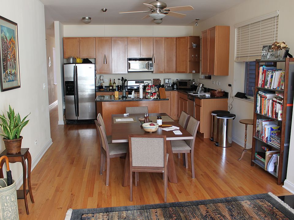 1st image of 2430 W Cortland St #1
