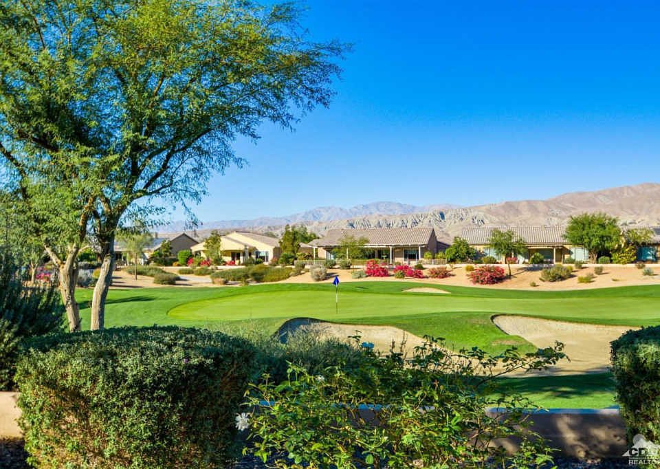 1st image of 81090 Avenida Colonias