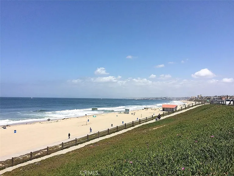 702 S Pacific Coast Hwy — Photo 7