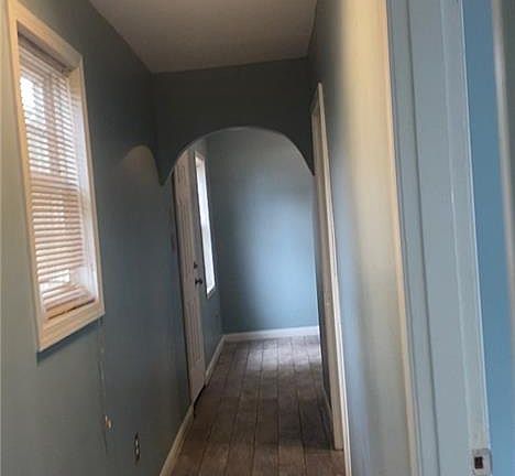 5th image of 612 Willow St