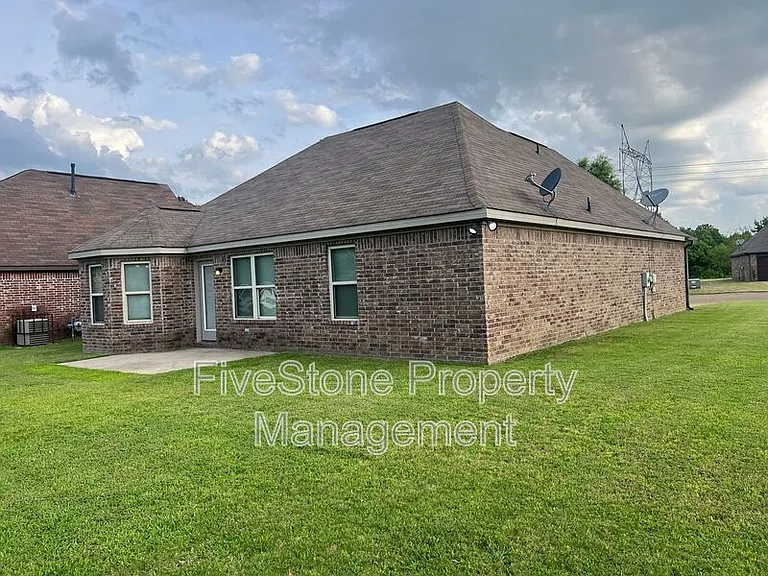 3965 Shae Pierce Dr — Photo 15