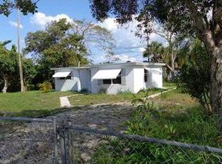 8586 SE Mars St, Hobe Sound, FL 33455