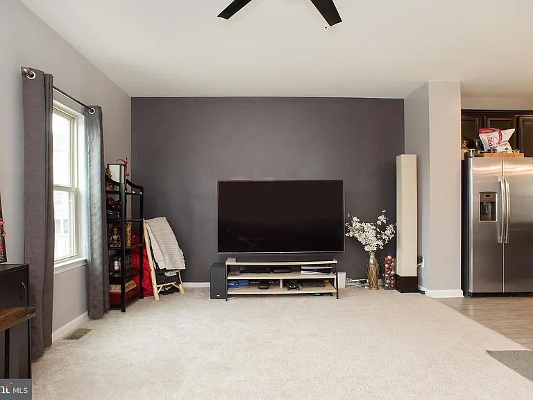 8268 Kippis Rd — Photo 10
