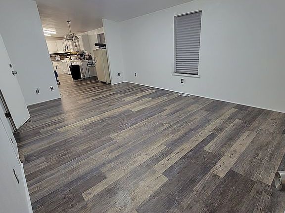 Family room (from utility room