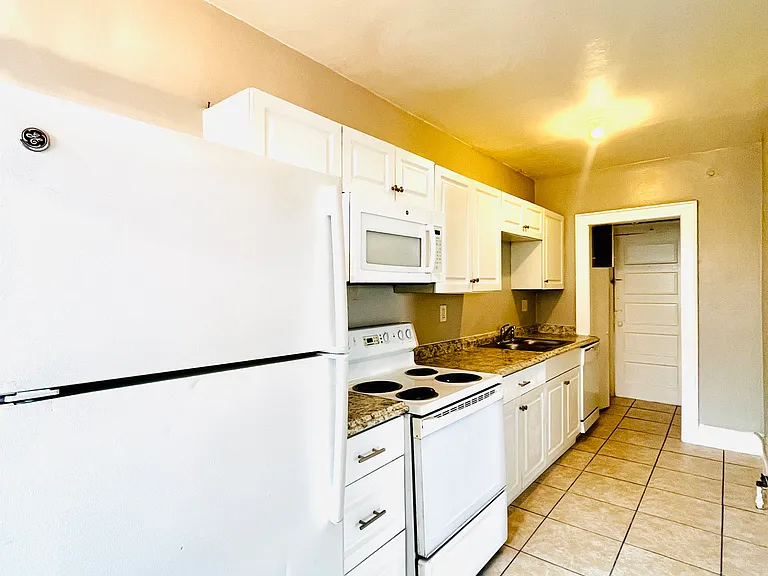 311 S Grandview Ave #5 — Photo 11