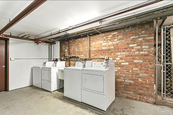 Rented by Compass | media 14