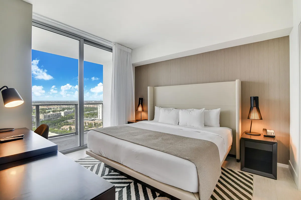 Building Photo - 4010 S Ocean Dr #1406-1