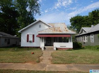 534 44th St, Fairfield, AL 35064