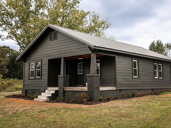 2nd image of 1735 Redwing Ln