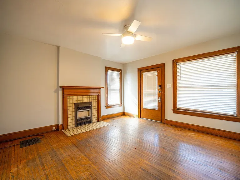 838 Dennison Ave — Photo 4