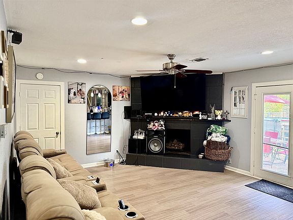 5th image of 7508 S College Cir