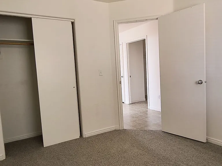4129 W 300 N — Photo 12
