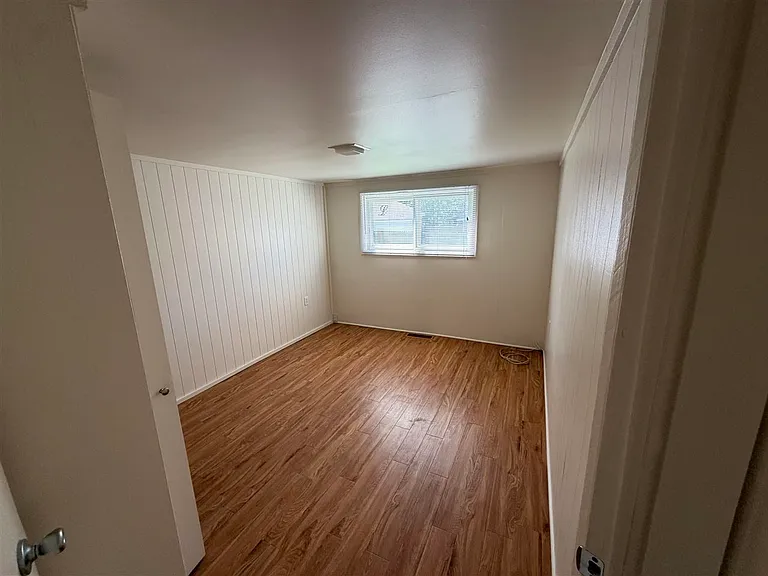 308 W Upright St #1 — Photo 11