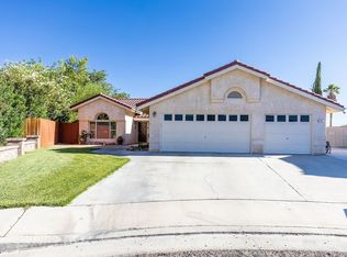 1217 Flora Way, Ridgecrest, CA 93555