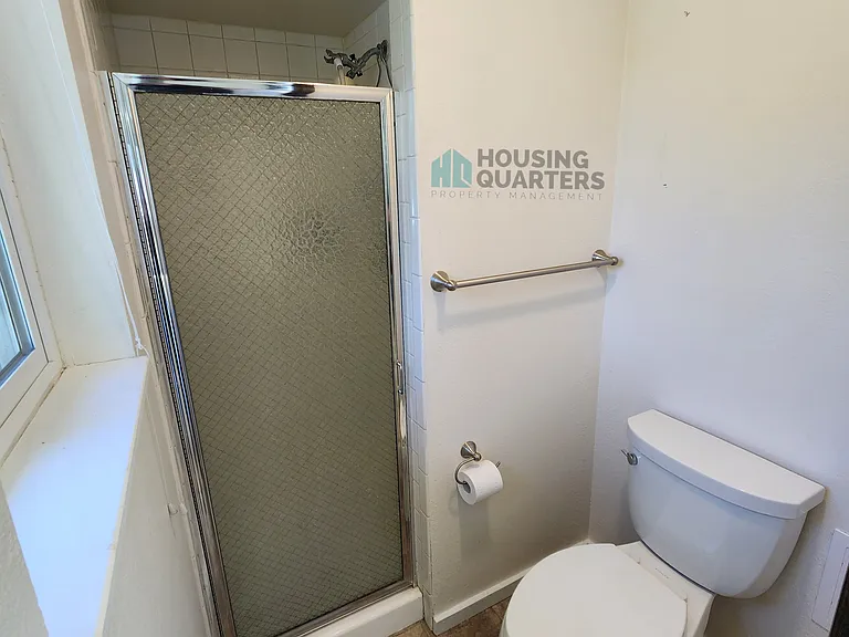 3318 S Bernard St — Photo 11