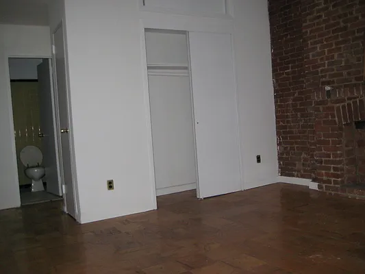 Rented by Magnone Real Estate | media 9