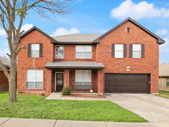 8404 Summer Park Dr, Fort Worth, TX 76123