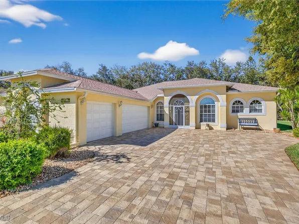 9221 Coach House Ln, Estero, FL 33928