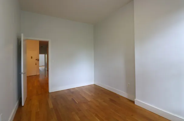 Rented by Compass | media 47