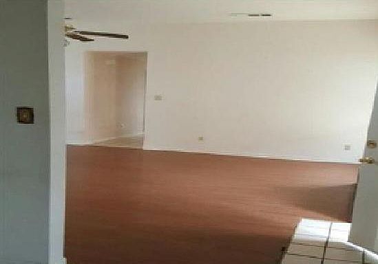 3rd image of 1804 Diana Ln