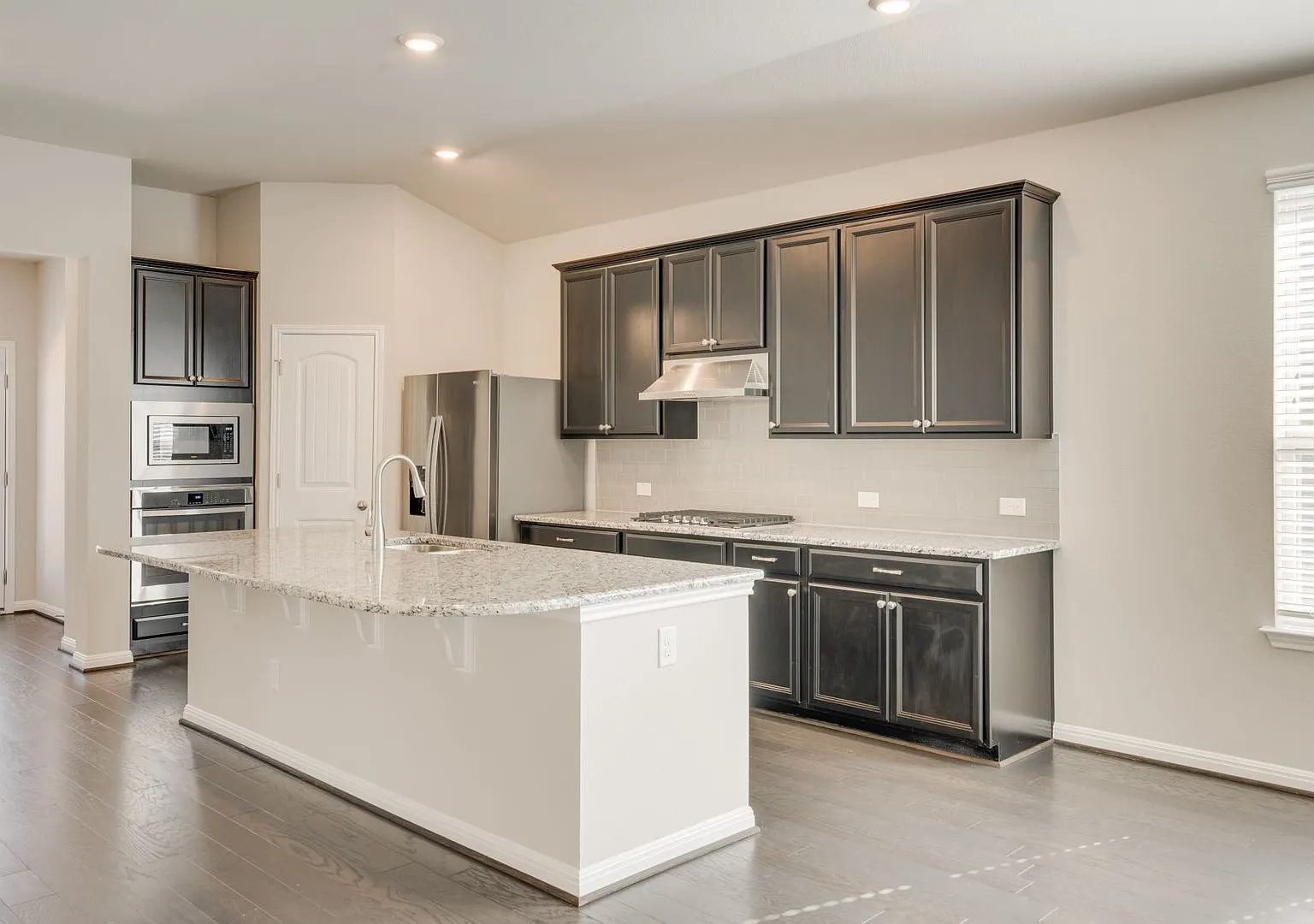 2504 Hat Bender Loop, Round Rock, TX 78664 — Photo 4