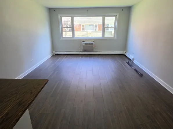 2405 W Balmoral Ave APT 1C, Chicago, IL 60625