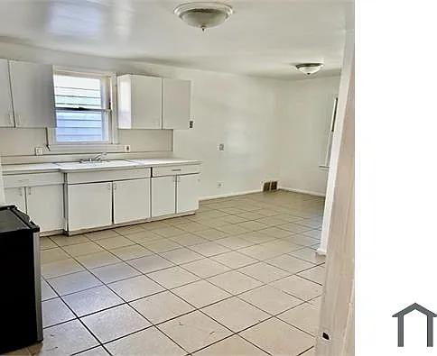 15864 Rossini Dr — Photo 4