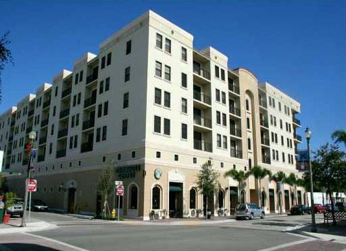 1st image of 511 Lucerne Ave APT 317