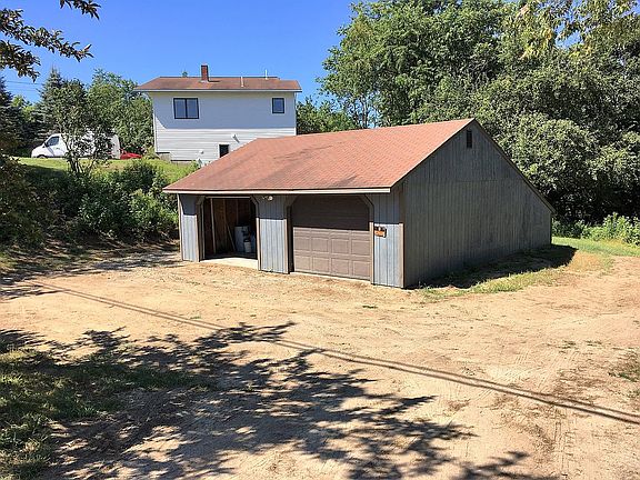 oversized 2 car garage 