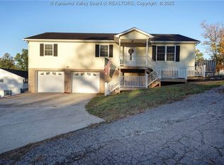 7 Alexa Way, Elkview, WV 25071
