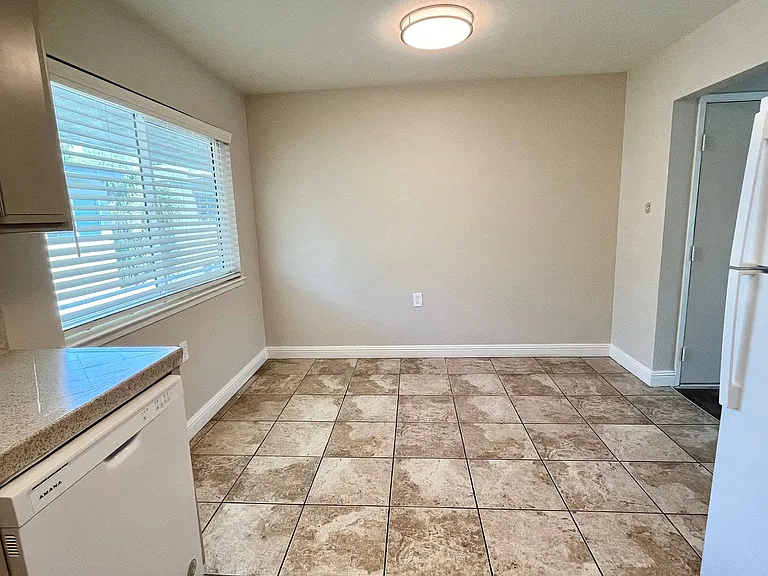 Elegante Apartments ~ Exceptionally Spacious, Unique and a Must See Community! — Photo 9