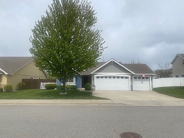 1st image of 17221 E Nora Ave