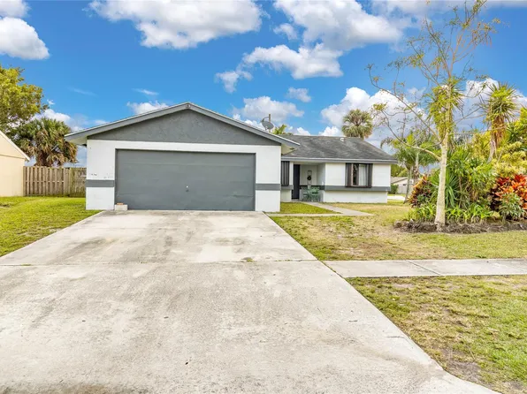 5126 Saint John Avenue, Boynton Beach, FL 33472