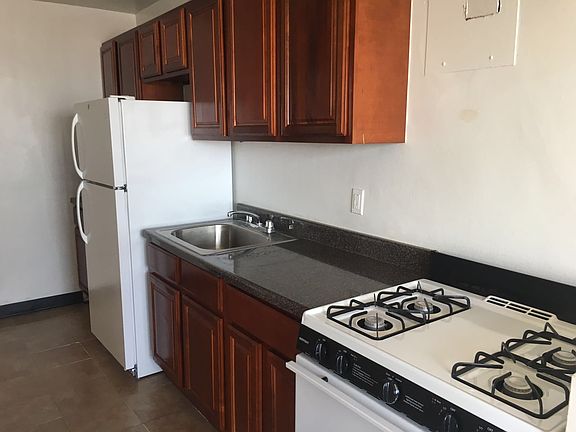 2nd image of 1700 Bedford Ave APT 22P