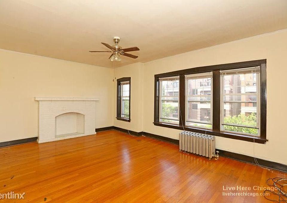 2nd image of 1839 W Foster Ave #2