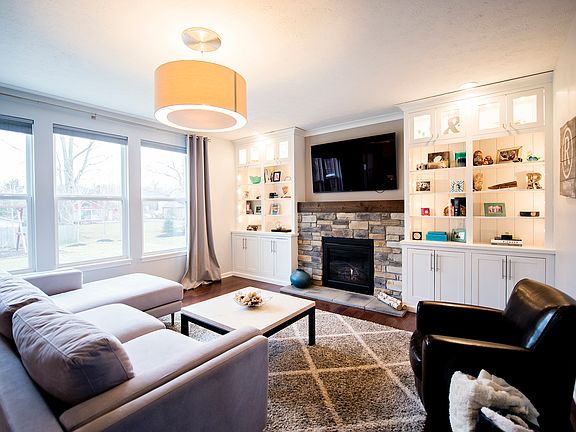 5th image of 28636 Touchstone Cir