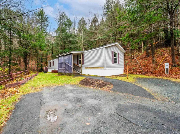 86 NH Route 4A #6 Upper, Lebanon, NH 03766
