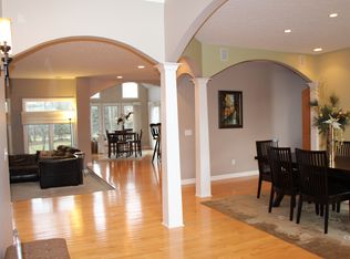 115 Clearbrook Ln, Aurora, OH 44202