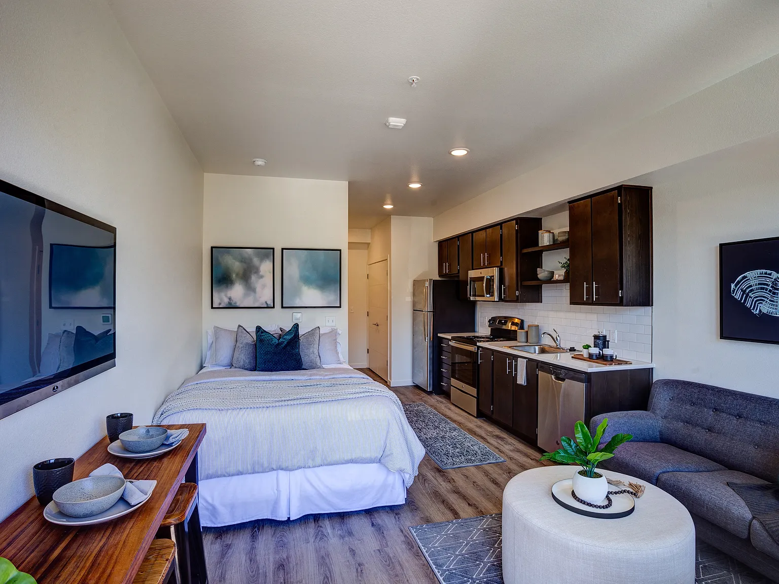 Commons at Sylvan Canyon Apartments — Photo 4