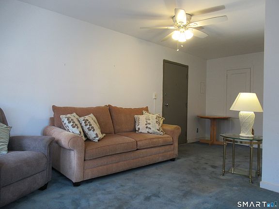 4th image of 84 Canaan Court Bld. #84, Apt.#28