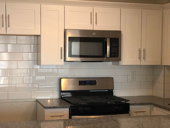 2nd image of 5701 Boulevard 20g W