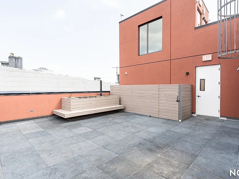 228 N 7th St #309 — Photo 11