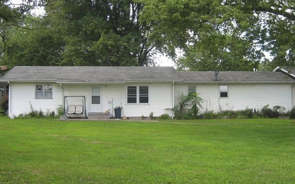 2053 Davisville Rd, Du Quoin, IL 62832 Zillow
