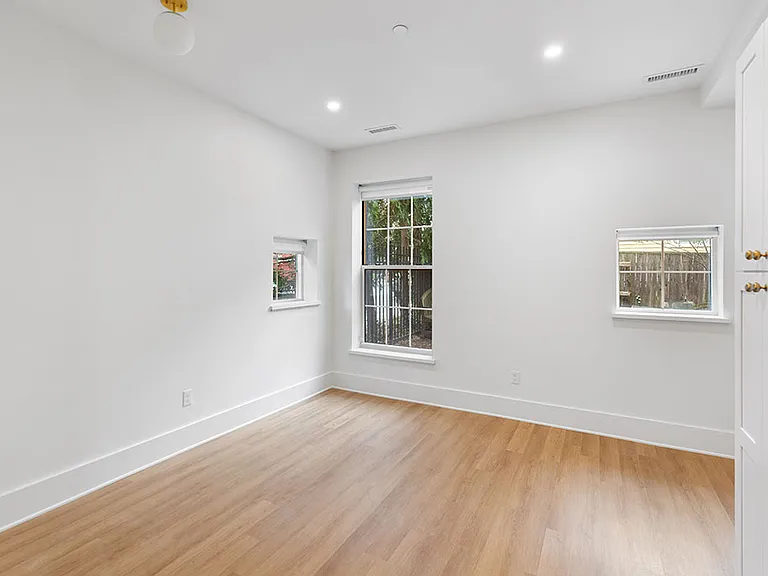 31 Hope St #102 — Photo 7