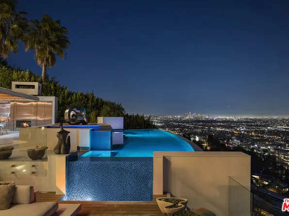 9050 Oriole Way, Los Angeles, CA 90069