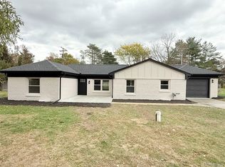 42 Sterling Dr, Lapeer, MI 48446