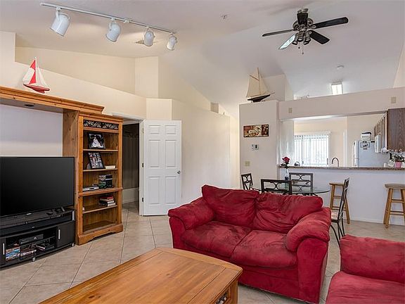 3rd image of 172 Reserve 204 Cir
