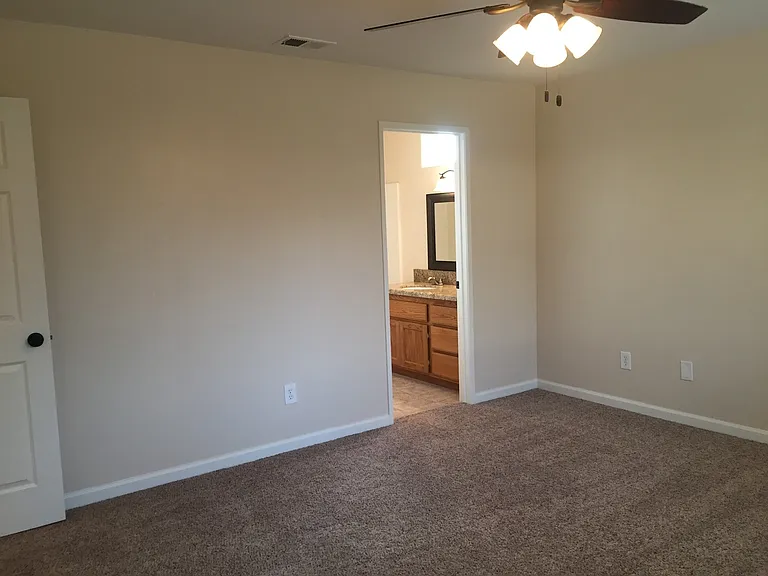 8502 Mainsail Dr — Photo 10